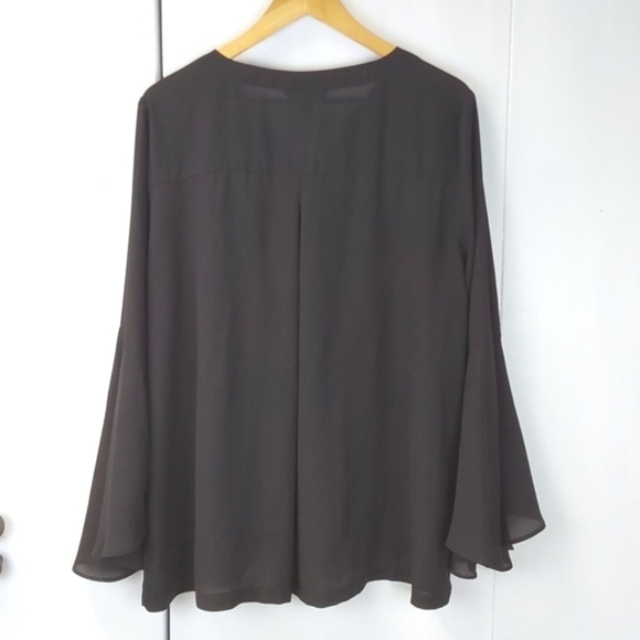 Rock & Republic Black Semi Sheer Chiffon Top Bell sleeves Flowy Neutral Sz.XL - Picture 5 of 9